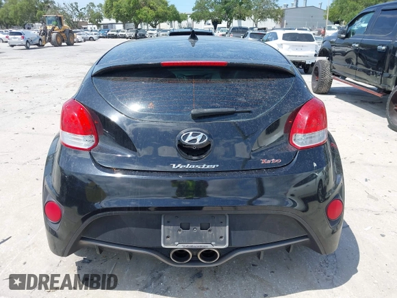 2016 Hyundai Veloster Turbo z VIN KMHTC6AEXGU281207, wystawiony jako IAAI lot #42197497 z przebiegiem 107 431 mil mil oraz . Historia ofert i sprzedaży dostępna na DreamBid. Obrazek 16.