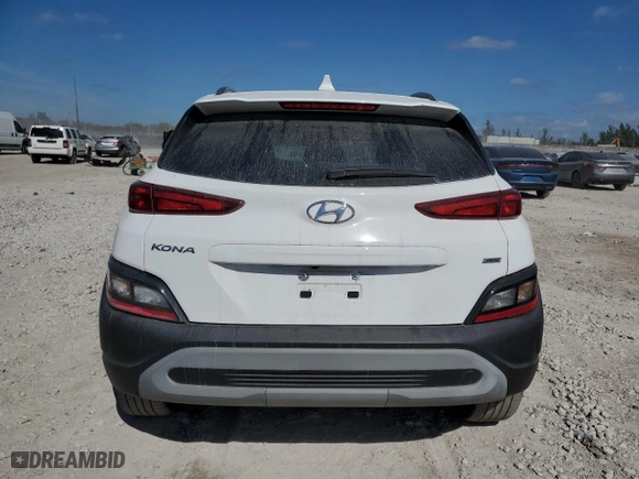 2022 Hyundai Kona SEL with VIN KM8K6CAB2NU914769, listed as a Copart auction lot 43192205 with 15,386 mi miles and Non Repairable. Bid and sale history available at carsss.com. Image 6.