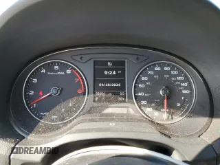 2017 Audi A3 Premium z VIN WAUAUGFF1H1027126, wystawiony jako Copart lot #53603255 z przebiegiem 98 094 mil mil oraz Szkoda całkowita • Salvage title. Historia ofert i sprzedaży dostępna na DreamBid. Obrazek 9.