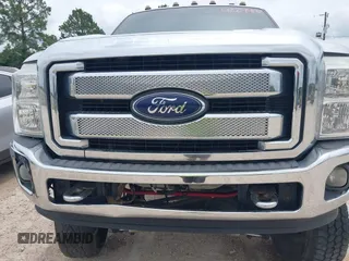 2013 Ford F-250 XL z VIN 1FT7W2BT4DEB27388, wystawiony jako IAAI lot #42244172 z przebiegiem 264 075 mil mil oraz . Historia ofert i sprzedaży dostępna na DreamBid. Obrazek 6.