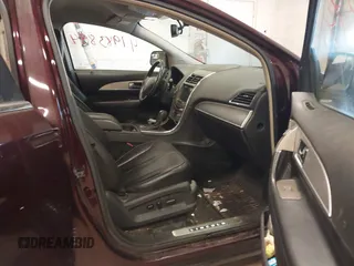 2011 Lincoln MKX with VIN 2LMDJ8JK5BBJ01386, listed as a IAAI auction lot 41983894 with 160,608 mi miles. Bid and sale history available at carsss.com. Image 5.