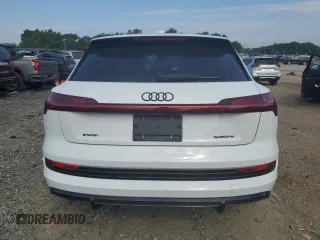2022 Audi e-tron Chronos with VIN WA1VABGE1NB015127, listed as a Copart auction lot 59771023 with 12,716 mi miles. Bid and sale history available at carsss.com. Image 6.