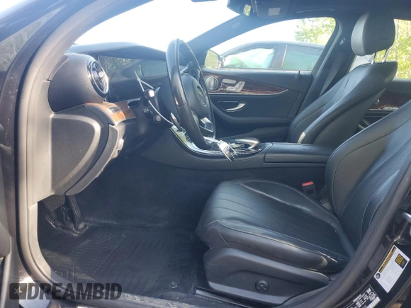 2018 Mercedes-Benz E 300 with VIN WDDZF4KB5JA377159, listed as a Copart auction lot 56728605 with 48,367 mi miles and Clean title. Bid and sale history available at DreamBid. Image 7.