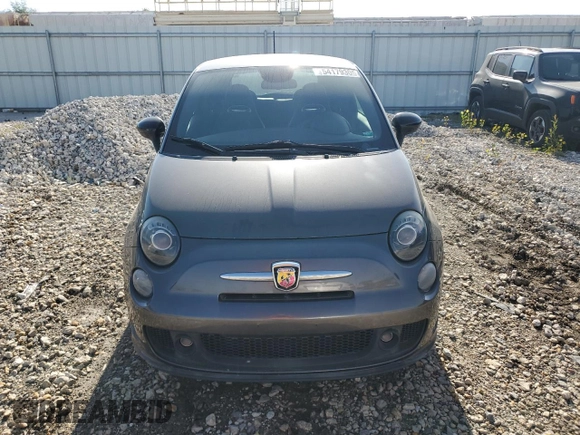 2015 FIAT 500 Abarth z VIN 3C3CFFFH7FT528128, wystawiony jako Copart lot #54179305 z przebiegiem 49 266 mil mil oraz Czysty tytuł • Clean title. Historia ofert i sprzedaży dostępna na DreamBid. Obrazek 5.