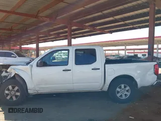 2016 Nissan Frontier S z VIN 1N6AD0ER3GN702906, wystawiony jako IAAI lot #42563222 z przebiegiem 128 053 mil mil oraz . Historia ofert i sprzedaży dostępna na DreamBid. Obrazek 15.