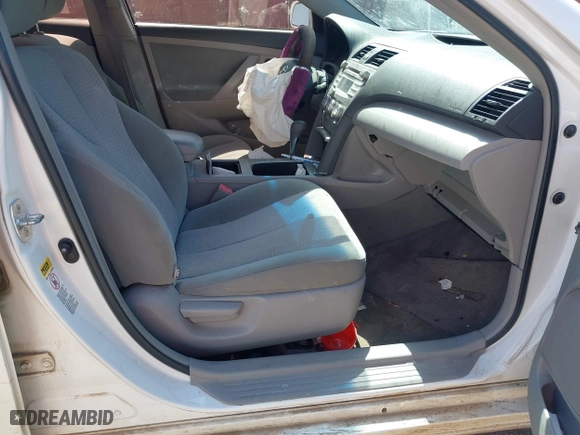 2011 Toyota Camry LE with VIN 4T4BF3EK1BR151994, listed as a IAAI auction lot 41773400 with 1 mi miles. Bid and sale history available at carsss.com. Image 5.