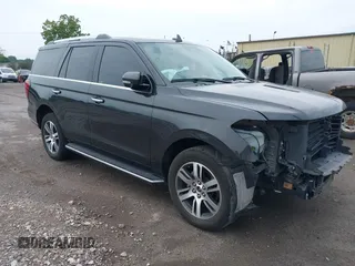 2022 Ford Expedition Limited z VIN 1FMJU2AT6NEA67477, wystawiony jako IAAI lot #40183999 z przebiegiem 51 930 mil mil oraz . Historia ofert i sprzedaży dostępna na DreamBid. Obrazek 1.