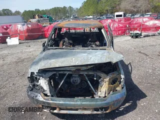 1999 Ford Super Duty F-250 XL with VIN 1FTNX21S1XEB03048, listed as a IAAI auction lot 41741521 with 1 mi miles. Bid and sale history available at carsss.com. Image 6.