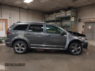 2015 Dodge Journey Crossroad with VIN 3C4PDDGG0FT607072, listed as a IAAI auction lot 41881868 with 185,699 mi miles. Bid and sale history available at carsss.com. Image 13.