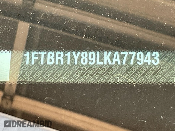 2020 Ford Transit Cargo z VIN 1FTBR1Y89LKA77943, wystawiony jako IAAI lot #42642576 z przebiegiem 144 064 mil mil oraz . Historia ofert i sprzedaży dostępna na DreamBid. Obrazek 18.