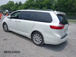 2015 Toyota Sienna XLE with VIN 5TDYK3DC3FS586329, listed as a IAAI auction lot 42496805 with 132,828 mi miles and . Bid and sale history available at DreamBid. Image 3.