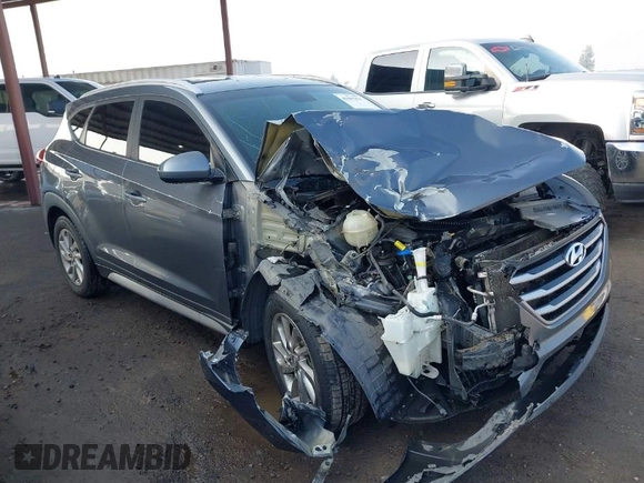 2018 Hyundai Tucson SEL with VIN KM8J33A47JU768935, listed as a IAAI auction lot 41007821 with 125,678 mi miles. Bid and sale history available at carsss.com. Image 1.