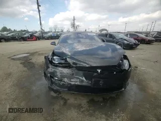 2023 Tesla Model S Plaid z VIN 5YJSA1E63PF498778, wystawiony jako Copart lot #43960765 z przebiegiem Nie podano mil oraz Szkoda całkowita • Salvage title. Historia ofert i sprzedaży dostępna na DreamBid. Obrazek 11.