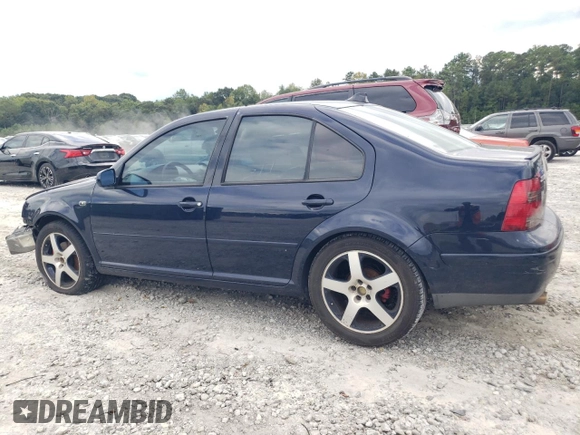 2000 Volkswagen Jetta with VIN 3VWSE29M7YM028198, listed as a Copart auction lot 73648504 with 265,184 mi miles and Salvage title. Bid and sale history available at DreamBid. Image 2.