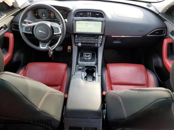 2020 Jaguar F-Pace 25t Checkered Flag Edition z VIN SADCP2FX5LA617227, wystawiony jako Copart lot #86573724 z przebiegiem 76 261 mil mil oraz Szkoda całkowita • Salvage title. Historia ofert i sprzedaży dostępna na DreamBid. Obrazek 8.