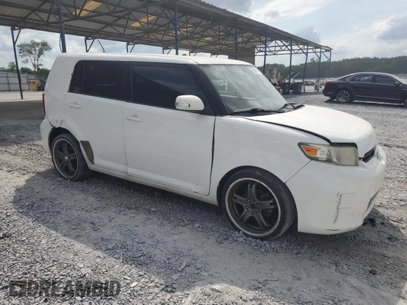 2013 Scion xB z VIN JTLZE4FE1DJ047657, wystawiony jako Copart lot #54061145 z przebiegiem Nie podano mil oraz Czysty tytuł • Clean title. Historia ofert i sprzedaży dostępna na DreamBid. Obrazek 4.