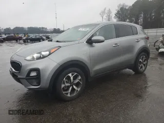 2020 Kia Sportage LX z VIN KNDPMCAC6L7650962, wystawiony jako Copart lot #42607465 z przebiegiem 56 021 mil mil oraz Szkoda całkowita • Salvage title. Historia ofert i sprzedaży dostępna na DreamBid. Obrazek 1.