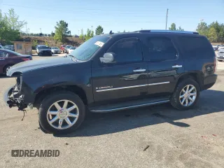 2009 GMC Yukon Denali z VIN 1GKFK03279J100593, wystawiony jako Copart lot #51828705 z przebiegiem Nie podano mil oraz Tytuł czysty. Historia ofert i sprzedaży dostępna na DreamBid. Obrazek 1.
