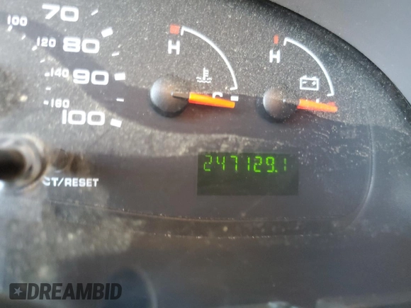 2007 Ford Econoline Passenger XL with VIN 1FBNE31L67DA55402, listed as a Copart auction lot 50595565 with 247,129 mi miles and Salvage Title. Bid and sale history available at carsss.com. Image 9.