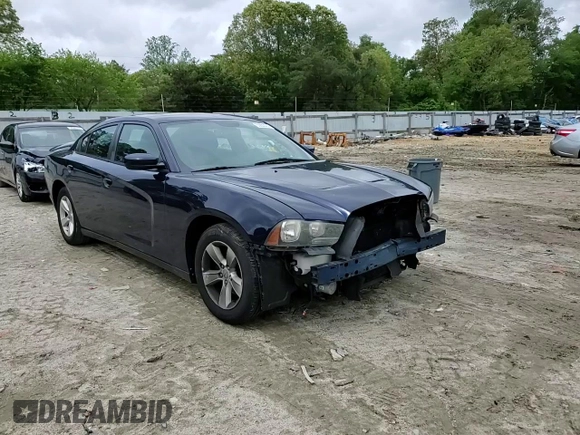 2014 Dodge Charger SXT z VIN 2C3CDXHG2EH184196, wystawiony jako Copart lot #55803035 z przebiegiem 140 707 mil mil oraz Szkoda całkowita • Salvage title. Historia ofert i sprzedaży dostępna na DreamBid. Obrazek 14.
