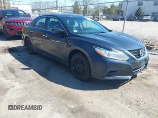 2018 Nissan Altima 2.5 SR with VIN 1N4AL3APXJC120564, listed as a IAAI auction lot 41769315 with 143,587 mi miles. Bid and sale history available at carsss.com. Image 1.