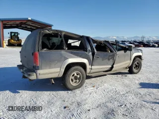 1996 Chevrolet Suburban with VIN 1GNFK16R0TJ417592, listed as a Copart auction lot 42424015 with 238,536 mi miles and Clean Title. Bid and sale history available at carsss.com. Image 3.