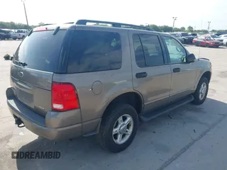 2004 Ford Explorer z VIN 1FMZU83E24UB48730, wystawiony jako IAAI lot #42007438 z przebiegiem 166 246 mil mil oraz . Historia ofert i sprzedaży dostępna na DreamBid. Obrazek 4.