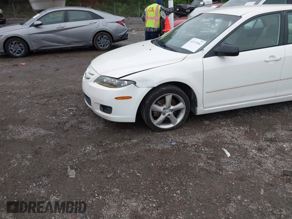 2008 Mazda 6 i Sport VE with VIN 1YVHP80C485M15970, listed as a IAAI auction lot 41972562 with 224,587 mi miles. Bid and sale history available at carsss.com. Image 10.