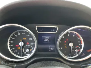 2015 Mercedes-Benz M 350 z VIN 4JGDA5JB1FA550043, wystawiony jako Copart lot #54179235 z przebiegiem 187 840 mil mil oraz Szkoda całkowita • Salvage title. Historia ofert i sprzedaży dostępna na DreamBid. Obrazek 9.