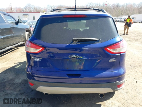 2013 Ford Escape SE with VIN 1FMCU9GX5DUB20394, listed as a IAAI auction lot 41889989 with 121,417 mi miles. Bid and sale history available at carsss.com. Image 15.