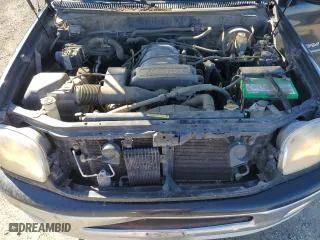 2001 Toyota Tundra Ltd with VIN 5TBBT48111S194257, listed as a Copart auction lot 45520555 with 318,665 mi miles and Salvage Title. Bid and sale history available at carsss.com. Image 11.