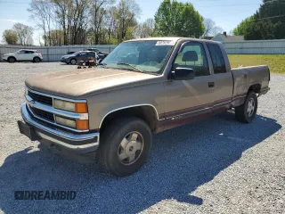 1997 Chevrolet Silverado 1500 with VIN 2GCEK19R6V1141478, listed as a Copart auction lot 50797925 with 274,288 mi miles and Salvage Title. Bid and sale history available at DreamBid. Image 1.