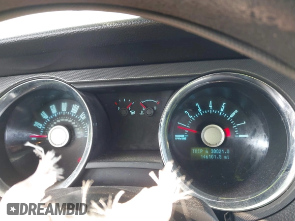 2012 Ford Mustang Premium with VIN 1ZVBP8AM1C5246631, listed as a IAAI auction lot 42345000 with 146,101 mi miles and . Bid and sale history available at DreamBid. Image 7.