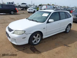 2002 Mazda Protege5 with VIN JM1BJ245521616216, listed as a IAAI auction lot 41835519 with 179,620 mi miles. Bid and sale history available at carsss.com. Image 2.