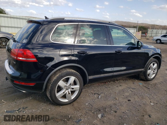 2012 Volkswagen Touareg Lux z VIN WVGEK9BP4CD008562, wystawiony jako Copart lot #47947675 z przebiegiem 136 048 mil mil oraz Szkoda całkowita • Salvage title. Historia ofert i sprzedaży dostępna na DreamBid. Obrazek 3.