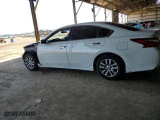 2017 Nissan Altima 2.5 SR with VIN 1N4AL3AP7HC149983, listed as a Copart auction lot 51924205 with 106,942 mi miles and Salvage Title. Bid and sale history available at carsss.com. Image 2.