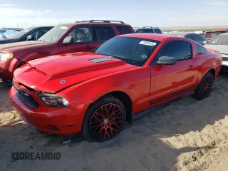 2010 Ford Mustang V6 with VIN 1ZVBP8AN4A5140275, listed as a Copart auction lot 53831525 with 177,540 mi miles and Salvage title. Bid and sale history available at DreamBid. Image 1.