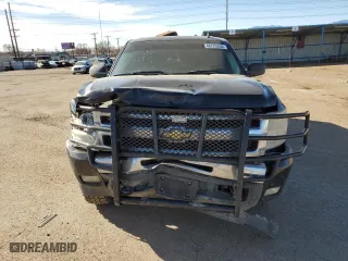2010 Chevrolet Silverado 1500 LT with VIN 3GCRKSE37AG179635, listed as a Copart auction lot 48723355 with 154,145 mi miles and Salvage Title. Bid and sale history available at carsss.com. Image 5.