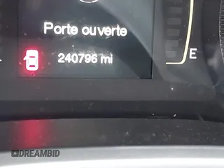 2014 Jeep Cherokee Altitude z VIN 1C4PJMCS4EW178143, wystawiony jako IAAI lot #42337462 z przebiegiem 240 796 mil mil oraz . Historia ofert i sprzedaży dostępna na DreamBid. Obrazek 14.
