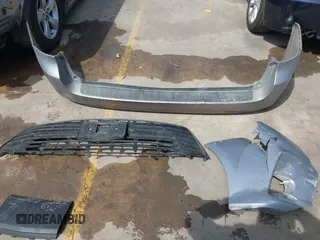 2018 Toyota Sienna LE Auto Access Seat with VIN 5TDKZ3DC3JS917131, listed as a IAAI auction lot 42250342 with 174,159 mi miles and . Bid and sale history available at DreamBid. Image 12.