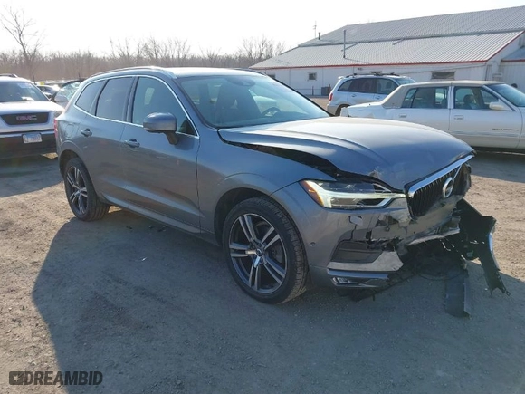 2019 Volvo XC60 Momentum with VIN LYVA22RK0KB306636, listed as a IAAI auction lot 41539565 with 66,610 mi miles. Bid and sale history available at carsss.com. Image 1.