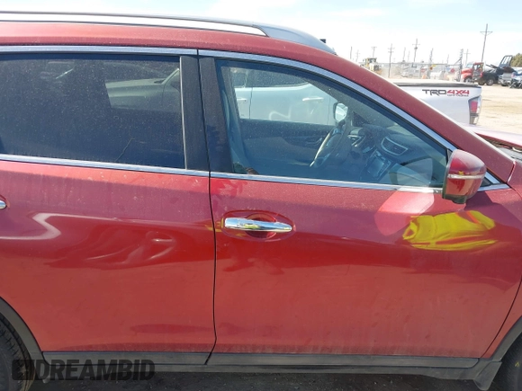 2014 Nissan Rogue S z VIN 5N1AT2MT7EC852455, wystawiony jako IAAI lot #41691195 z przebiegiem 66 531 mil mil oraz . Historia ofert i sprzedaży dostępna na DreamBid. Obrazek 13.