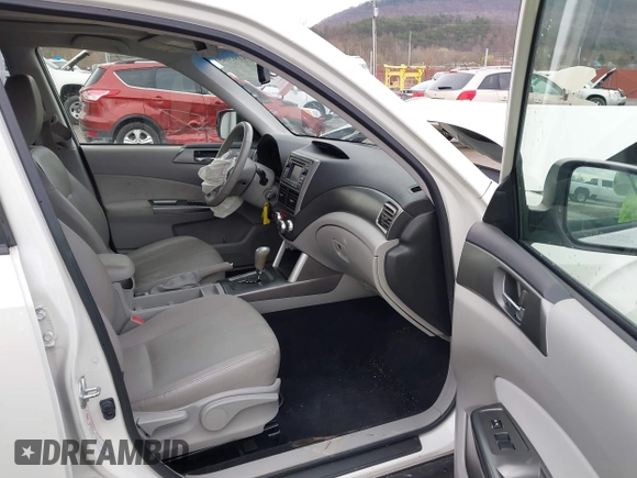 2012 Subaru Forester X Limited z VIN JF2SHBEC6CH445754, wystawiony jako IAAI lot #41863105 z przebiegiem 62 394 mil mil oraz . Historia ofert i sprzedaży dostępna na DreamBid. Obrazek 5.