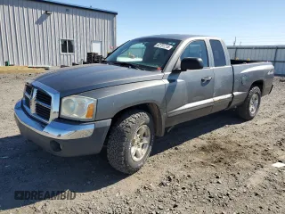 2005 Dodge Dakota SLT with VIN 1D7HW42N05S131612, listed as a Copart auction lot 62791715 with 205,864 mi miles and Clean title. Bid and sale history available at DreamBid. Image 1.