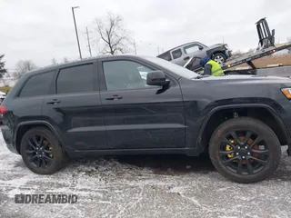 2020 Jeep Grand Cherokee Altitude with VIN 1C4RJFAG1LC225243, listed as a IAAI auction lot 41236515 with 93,343 mi miles. Bid and sale history available at carsss.com. Image 13.