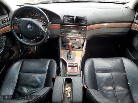 2000 BMW 5 Series 528iA with VIN WBADM6346YGU12169, listed as a Copart auction lot 82372384 with 152,818 mi miles and Salvage Title. Bid and sale history available at carsss.com. Image 8.