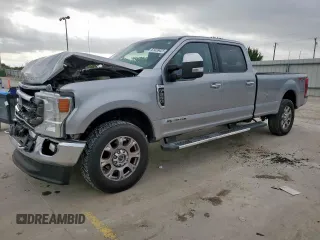 2020 Ford F-250 XL with VIN 1FT7W2BT2LEC60973, listed as a Copart auction lot 61438425 with 121,312 mi miles and Salvage title. Bid and sale history available at DreamBid. Image 1.