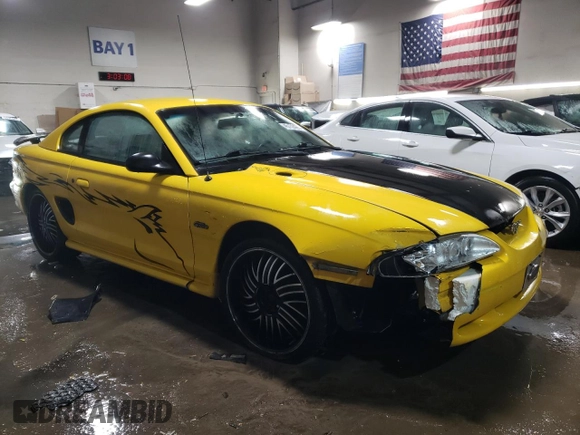 1998 Ford Mustang GT z VIN 1FAFP42X3WF207288, wystawiony jako Copart lot #45158425 z przebiegiem 165 311 mil mil oraz Szkoda całkowita • Salvage title. Historia ofert i sprzedaży dostępna na DreamBid. Obrazek 4.
