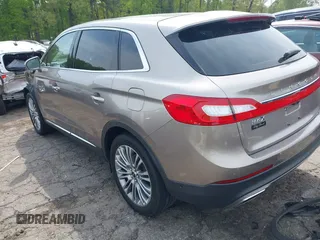 2018 Lincoln MKX Reserve with VIN 2LMPJ6LR7JBL11787, listed as a IAAI auction lot 42032661 with 27,992 mi miles. Bid and sale history available at carsss.com. Image 3.