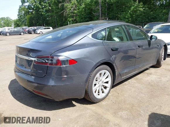 2018 Tesla Model S 75D with VIN 5YJSA1E24JF292518, listed as a IAAI auction lot 42247256 with 40,160 mi miles and . Bid and sale history available at DreamBid. Image 4.
